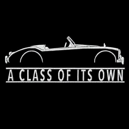 T-Shirt, Stickerei mittig groß, MGA, Text A CLASS OF ITS OWN, Weiße Schrift