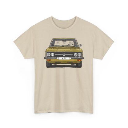 T-Shirt, VW K70, Strichzeichnung, Gold, personalisierbar mit Kennzeichen – Bild 4
